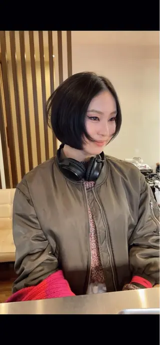 ショート カラー 髪質改善ｶﾗｰ ｹｱﾌﾞﾘｰﾁ/ﾀﾑのヘアスタイル