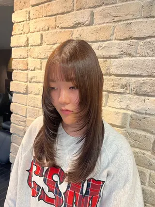 ロング カット/縮毛矯正 /徳田真緒のヘアスタイル