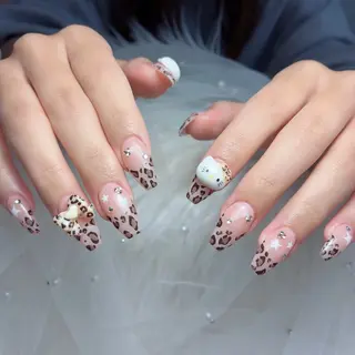 ネイル Eclat しほのネイルデザイン