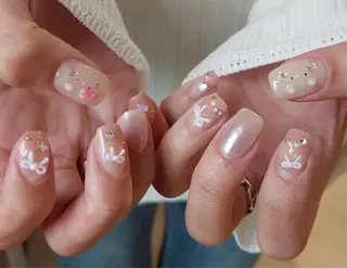 ネイル minimus._.nails(votre salon)所属・Kyu Yui(🇹🇼)のネイルデザイン
