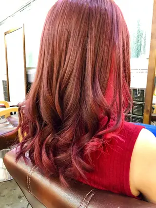 セミロング フェアリーテイル所属・吉田 典弘のヘアスタイル