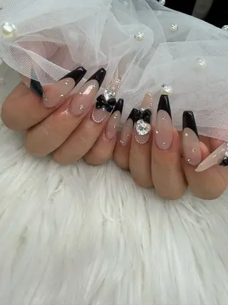 ネイル SHION  のネイルデザイン