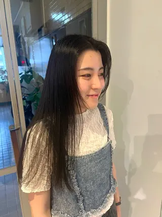 ロング カラー 南部 綾音のヘアスタイル