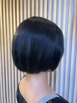 ショート まつお かずねのヘアスタイル