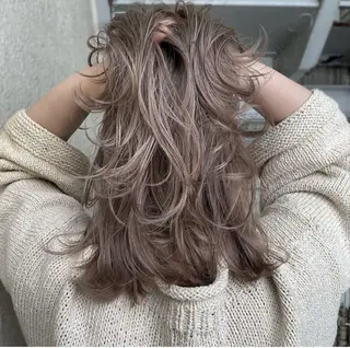 ロング カラー ONYX 表参道所属・表参道/ハイライト 髪質改善ストレートのヘアスタイル