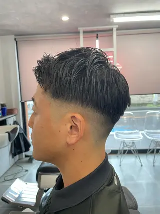 ショート メンズ FADE&LINE登戸店所属・🔥メンズ専門 美容師🔥 柳澤陵心のヘアスタイル