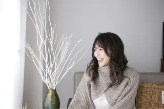 セミロング 庄司 沙羅のヘアスタイル