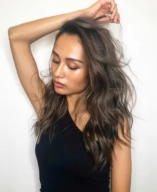 ロング salowin 原宿 aroa所属・韓国／ハッシュカット ／透明感カラー／金野のヘアスタイル