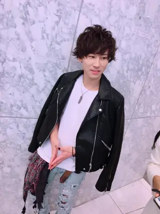 ショート パーマ 駒田 拳児のヘアスタイル