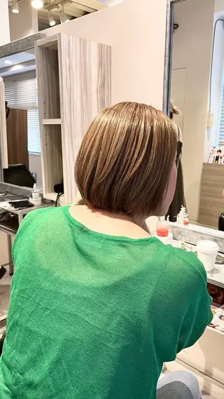ショート カラー 【当日予約◎】 ZU-LU 礒野玲児のヘアスタイル