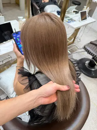 ロング カラー ケアブリーチ 韓国レイヤーKYONのヘアスタイル