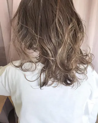 セミロング Musiiik hairのヘアスタイル