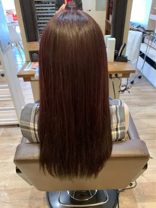 ロング 安田 菜摘のヘアスタイル