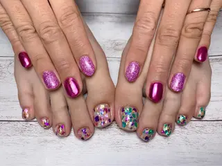 ネイル 菅野 愛花のネイルデザイン