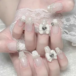 ネイル Lyn TA Nailのネイルデザイン