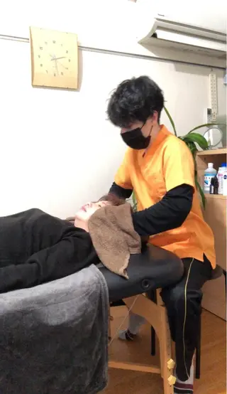顔の歪み矯正専門 宮内翔のエステ・リラクイメージ