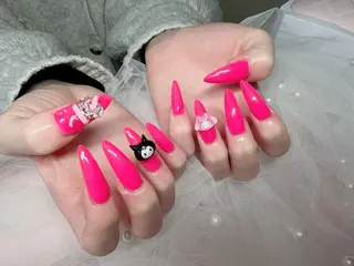 ネイル ガールネイルサロン所属・ガール　ネイルサロン 垣内　英里のネイルデザイン