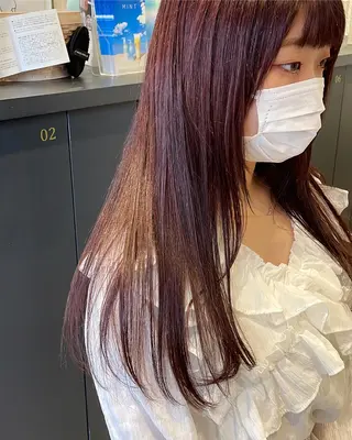 ロング カラー 細沼 葵のヘアスタイル