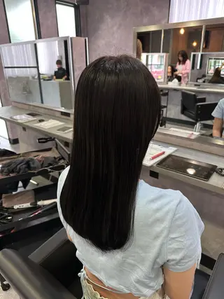 ロング 手塚 菜々美のヘアスタイル