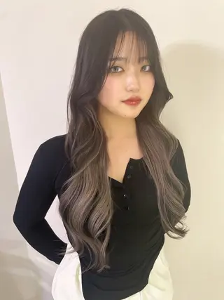 ロング カラー ハイトーン/心斎橋 🌙イツキのヘアスタイル
