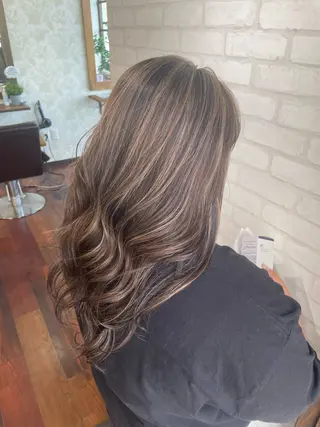 セミロング 🌝秦 美羽🌝のヘアスタイル