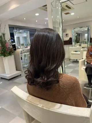 ミディアム パーマ コテ巻き風パーマ 藤澤　知彌のヘアスタイル