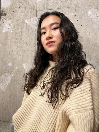 ロング パーマ 高橋 涼香のヘアスタイル