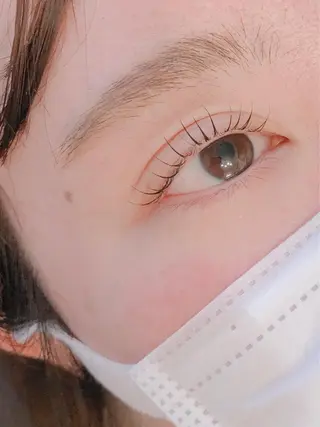 マツエク・マツパ eyelash/eyebrow　salon Fika所属・水軒 朋美のマツエク・マツパデザイン