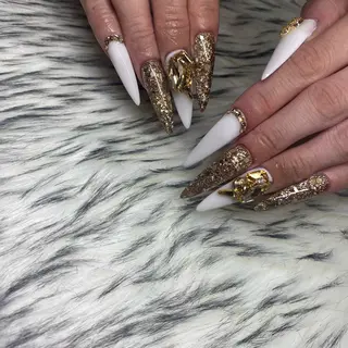 ネイル la vie  Luire所属・la vie Luire ｱｽｶのネイルデザイン