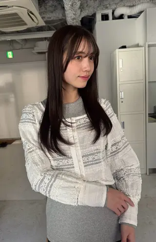 ミディアム ニワ/レイヤーカット /透明感カラー💎のヘアスタイル