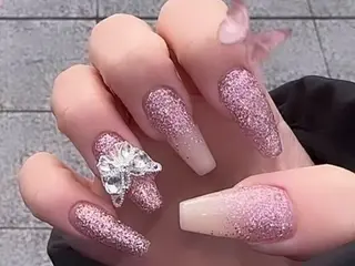 ネイル 8appy ARTstudioのネイルデザイン