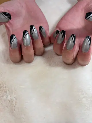 ネイル 磯谷 恭子のネイルデザイン