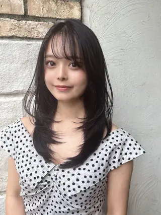 ロング カラー ヘアアレンジ レイヤー/グレージュ 🤍奥開梨恵のヘアスタイル
