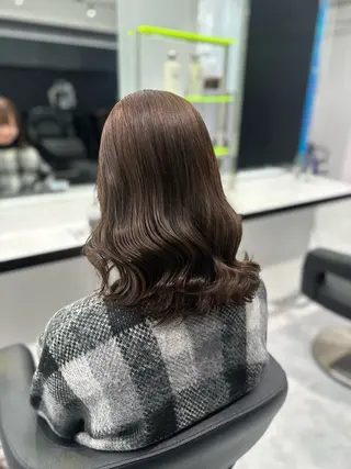 ミディアム カラー 🫧ハイトーン🫧 ベージュ🫧徹哉のヘアスタイル