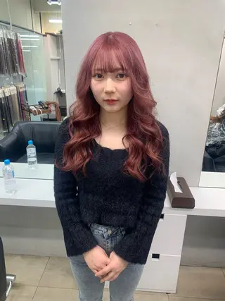 セミロング カラー ヘアアレンジ 個性爆弾💣 ダブルカラー/ゆかのヘアスタイル