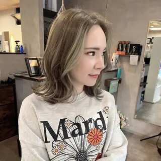 ロング カラー RIENS xreaのヘアスタイル