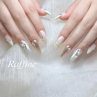 ネイル RAFFINE 月🦋🩵のネイルデザイン