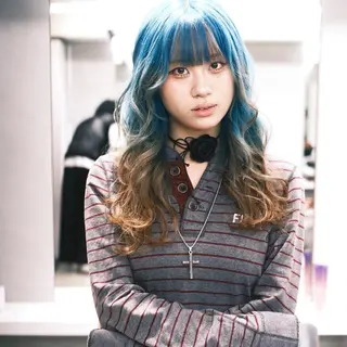 セミロング カラー ヘアアレンジ 個性爆弾💣 ダブルカラー/ゆかのヘアスタイル