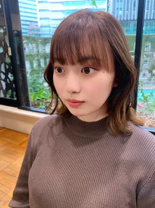 ミディアム Arigate所属・YU TOのヘアスタイル