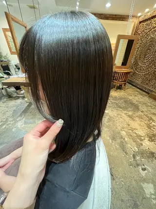 セミロング putri店長 和田鈴采のヘアスタイル