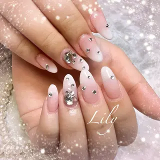 ネイル Nailsalon Lilyのネイルデザイン