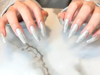 ロング ネイル ネイリスト シンのネイルデザイン