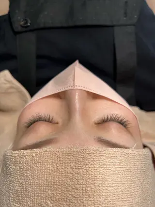 マツエク・マツパ Lily SHIINAの眉毛・アイブロウイメージ