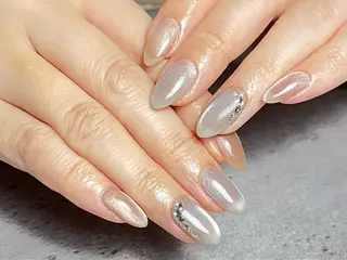 ネイル 7LOOKS フェンのネイルデザイン