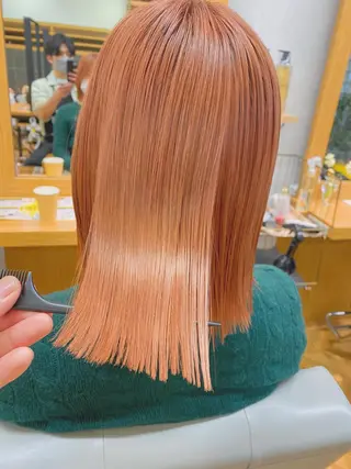 カラー 🌈今野佑哉 ショートボブブリーチのヘアスタイル