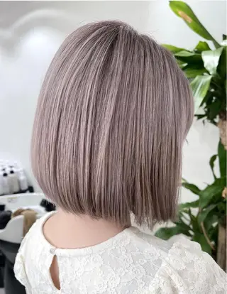 ミディアム カラー hair design icoii所属・横田 美咲のヘアスタイル