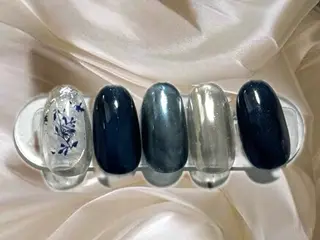 ネイル TOUTOU所属・TOUTOU. Yuriのネイルデザイン