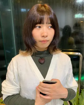 ミディアム カラー グランジヘア 無造作ヘアHYUGAのヘアスタイル