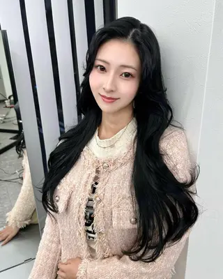 ロング カラー LANDS所属・nanaka 🤍韓国ワンホンヘアのヘアスタイル