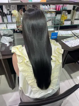 ロング sakura 🪽 艶カラー/髪質改善のヘアスタイル